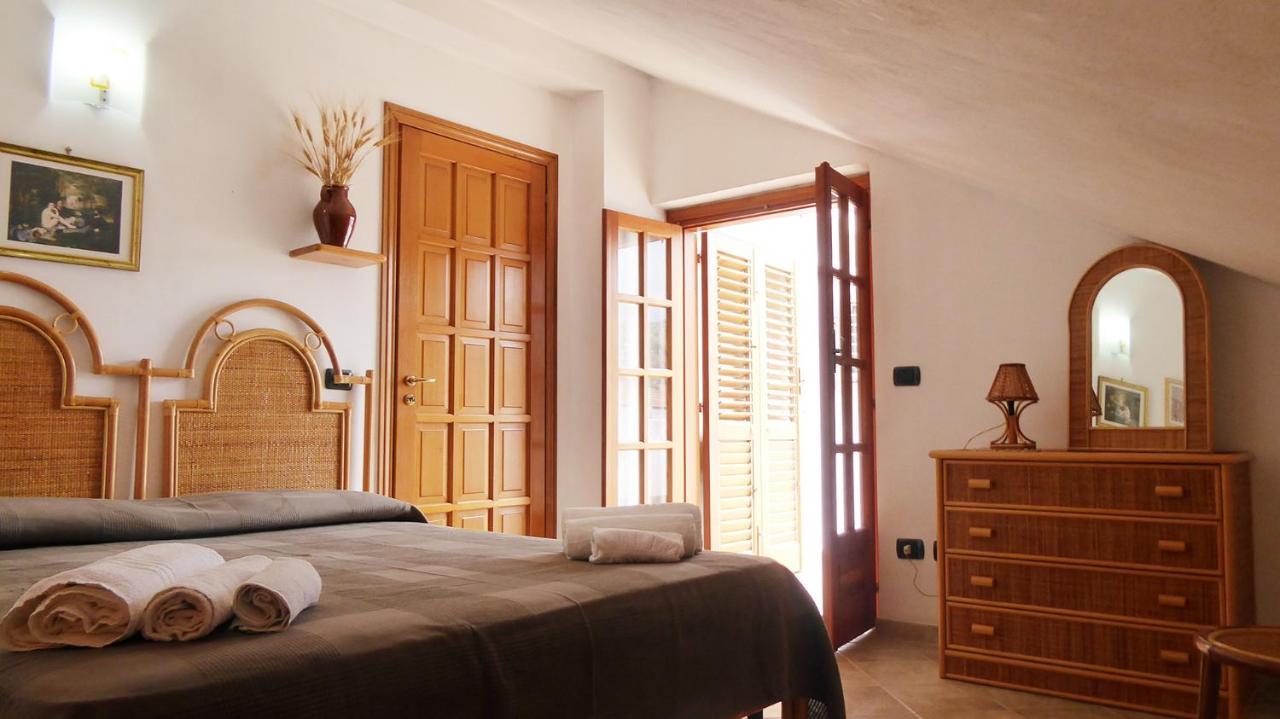Appartamento Panoramico Santa Domenica Ngoại thất bức ảnh