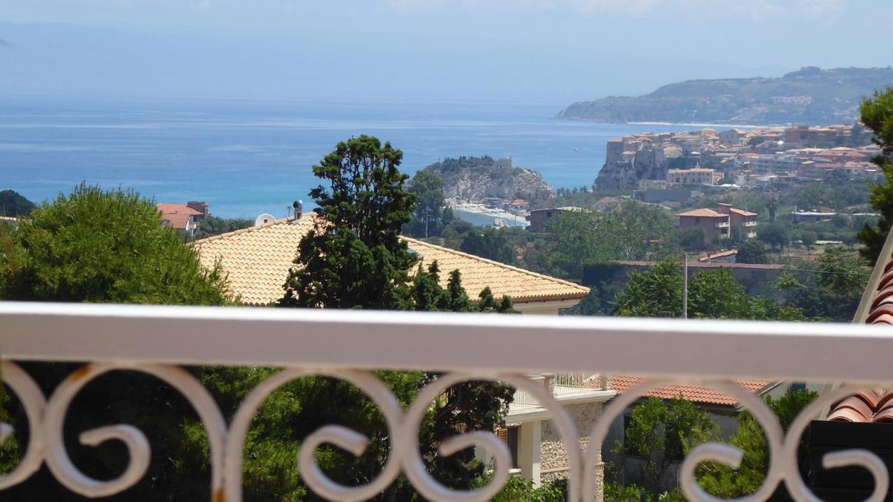 Appartamento Panoramico Santa Domenica Ngoại thất bức ảnh