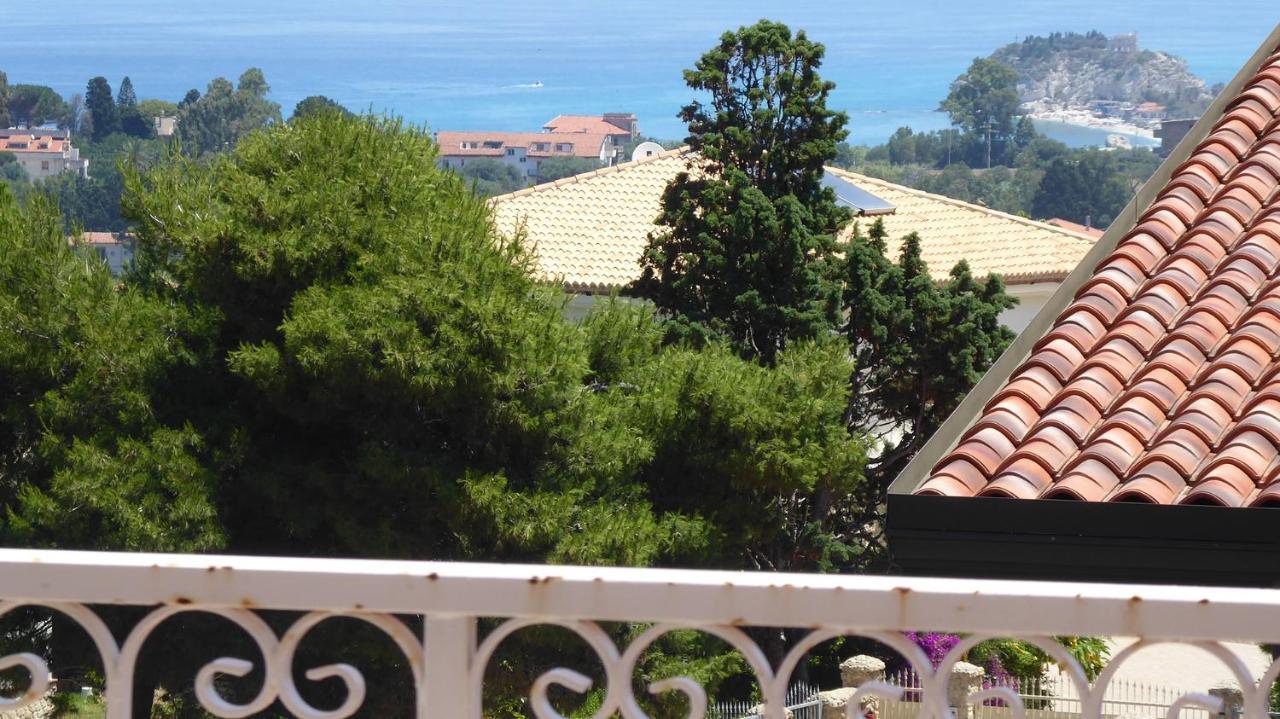 Appartamento Panoramico Santa Domenica Ngoại thất bức ảnh